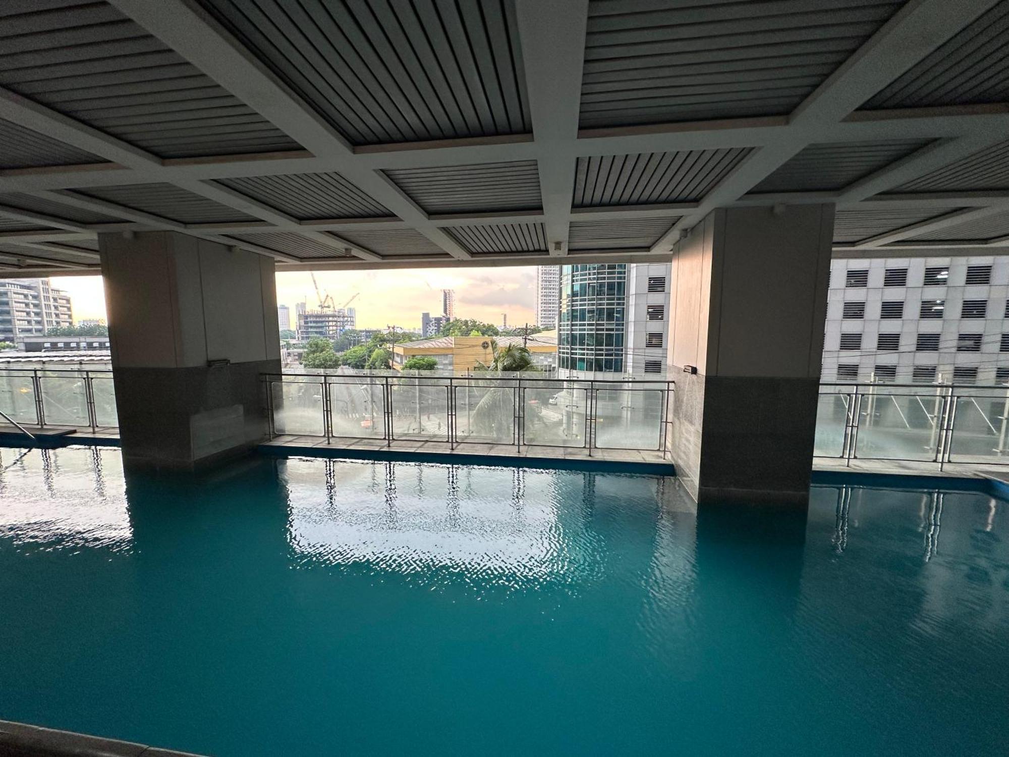 Condo In Ortigas Манила Екстериор снимка